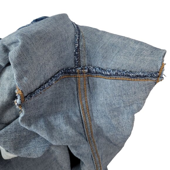 Torrid Skinny Denim Short Shorts Destruction Blue Size 20 Cutoff Frayed Zip Mid - Picture 4 of 7